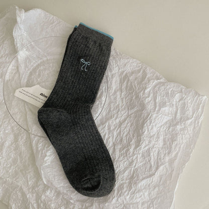 Emoria Bow Embroidered Color Block Socks